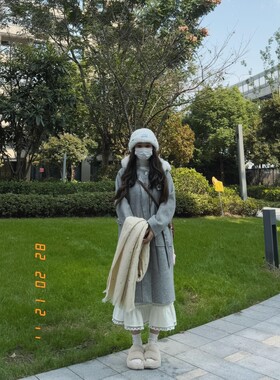 学院风超好看显瘦加棉连帽大衣