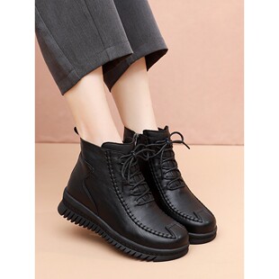 采购产品冬季新妈妈棉鞋，中年平底防滑女鞋，中老年保暖短靴，东