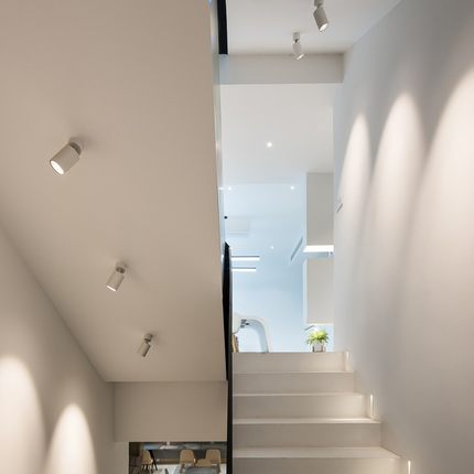 金色led明装射灯7W万向可调单灯吸顶店铺家用背景墙展厅防眩聚光