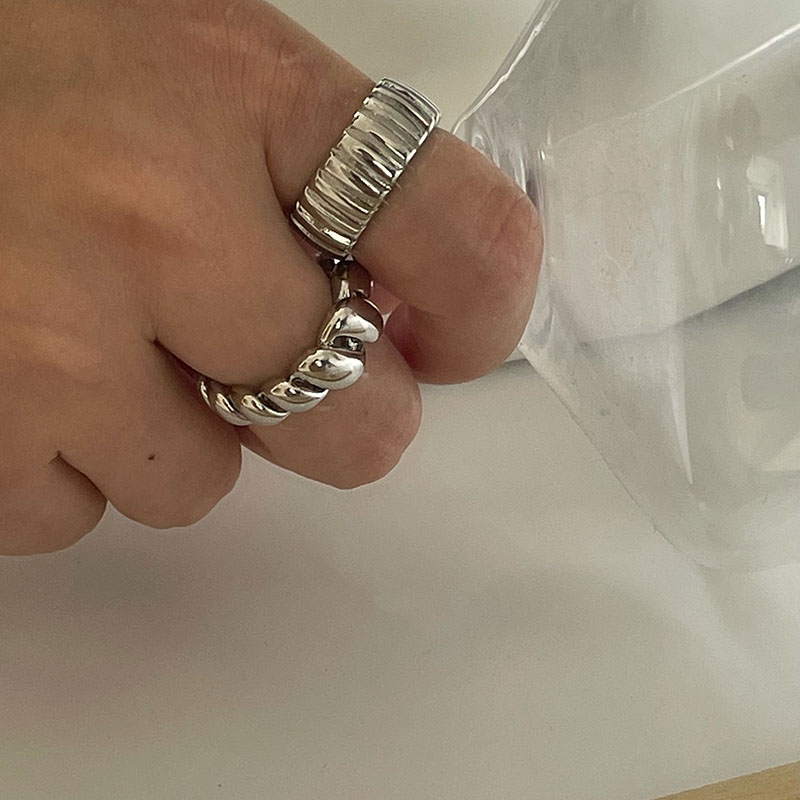 白大婶127复古银色麻花条纹戒指高级感百搭小众冷淡风男女食指戒