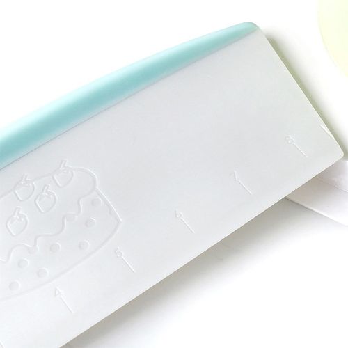 9寸多功能PP塑料蛋糕切 披萨奶油刮板刀面团切防滑手柄带刻度尺大