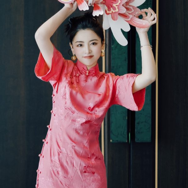 粉色金鱼灯笼新娘晨拍闺蜜拍照道具折扇婚礼迎亲结婚迎亲道具纸龙