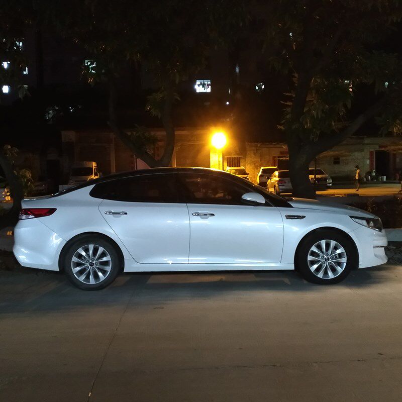亚凯酷悬浮车顶柱后视镜全景天镀铬亮条改超亮钢琴黑膜