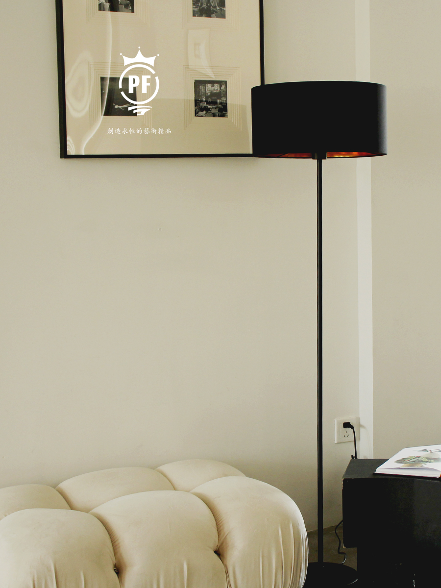 北欧简约落地灯设计师艺术时尚沙发书房卧室客厅样板房装饰落地灯