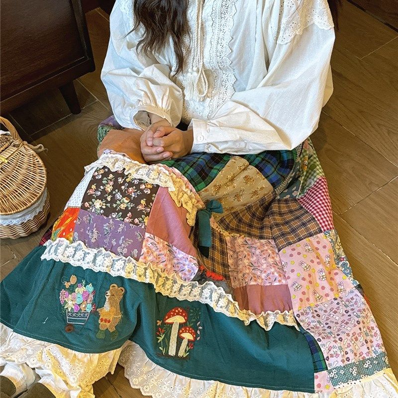 森系复古碎花拼接中长款显瘦半身裙秋季立体蝴蝶结田园风绣花长裙