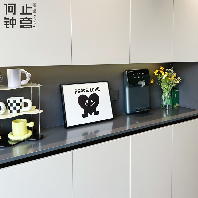 何止钟意入户玄关爱心装饰画餐边柜摆画卧室壁画沙发墙挂画