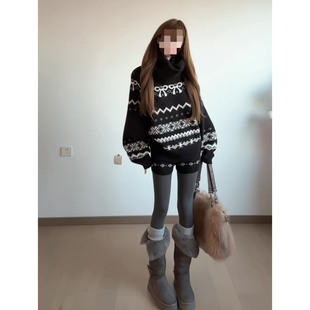 极简风设计感费尔岛高领软糯套头毛衣女新款修身高腰针织短裤套装