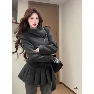 岚茜朵立领短款正肩毛呢外套女秋冬新款高腰显瘦百褶半身裙子套装