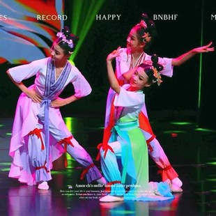 新款儿童古典舞蹴鞠图演出服少儿中国风民族舞汉服飘逸汉唐表演服