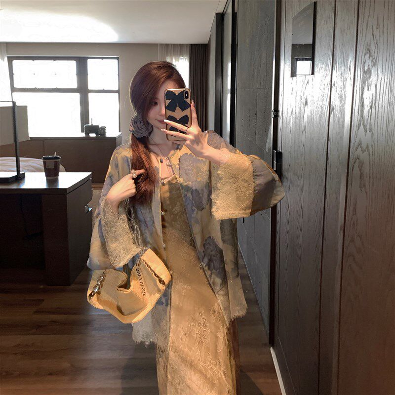 Tongse  金玉满棠 新中式人丝缎面提花宽松外套国风拼接蕾丝上衣