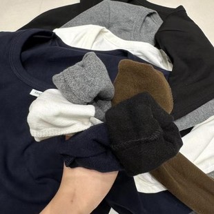 熙8078 女上衣短款 1秋冬新款 显瘦加绒加厚打底衫 T恤 U领垫肩修身 元