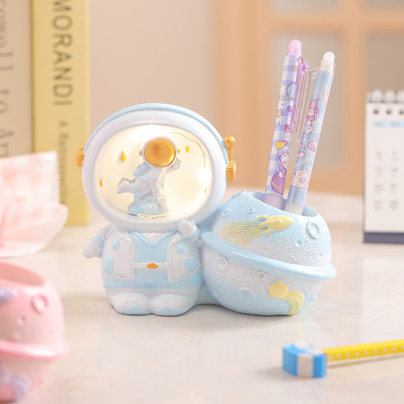宇航员太空人笔筒小夜灯卡通小鹿书房桌面装饰送学生儿童老师礼物,家居饰品,桌面摆件,淘宝优惠券,粉丝福利购,淘宝优惠卷