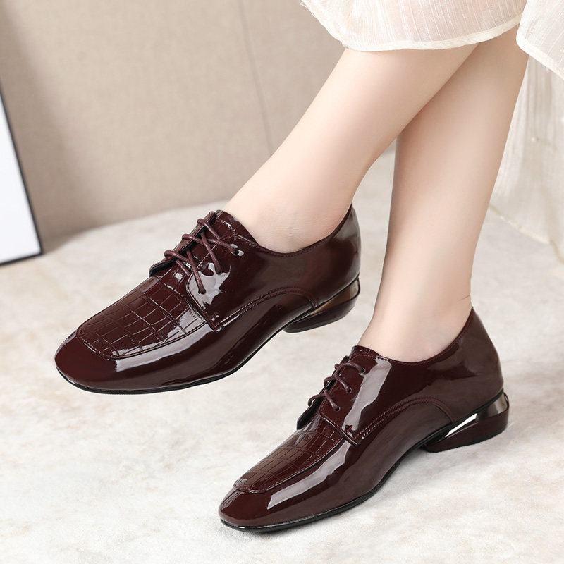 2024大码女鞋单41一43秋冬新款真皮软春胖脚宽肥爆42妈妈鞋小皮鞋,女鞋,深口单鞋,淘宝优惠券,粉丝福利购,淘宝优惠卷