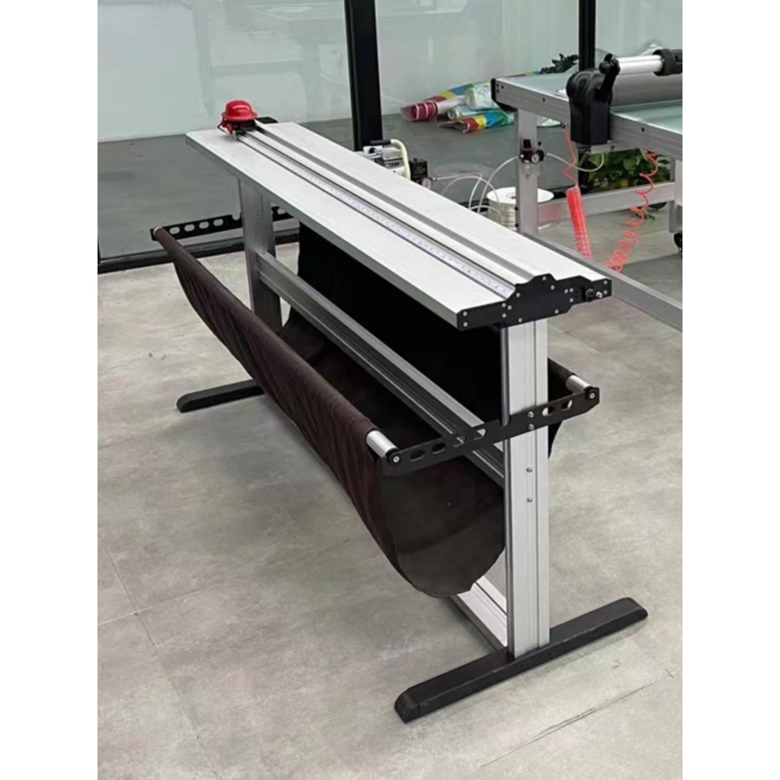 新型1.6米裁切机Pvc板材裁切机刀片式手动横切机裁切平纸裁切机