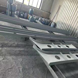 定制7字型钢梁电动车停车棚膜结构汽车车棚立柱挑梁大梁加工支架