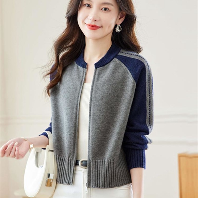 短款毛衣外套女款2024新款春秋小个子羊毛外搭拉链针织衫羊绒开衫