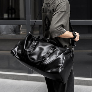 健身包男士皮质短途旅行包男款大容量揹包运动训练干湿分离行李袋
