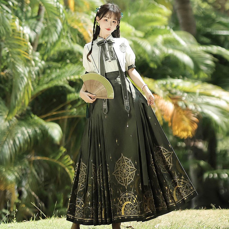 半身裙女夏季2024国风汉元素日常学生新中式短袖上衣配马面裙套装