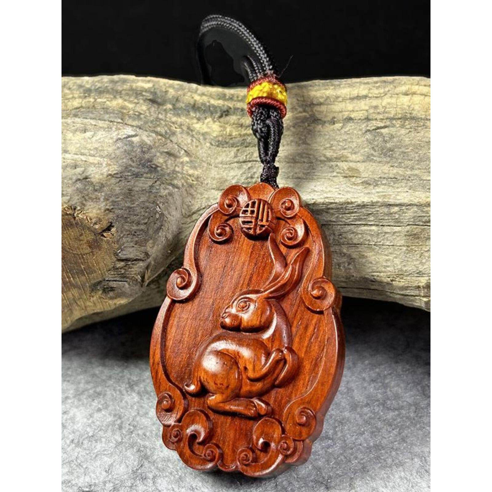 紫檀木雕刻十二生肖吊坠鼠虎兔龙牛蛇马羊猴红木挂件随身本命把件