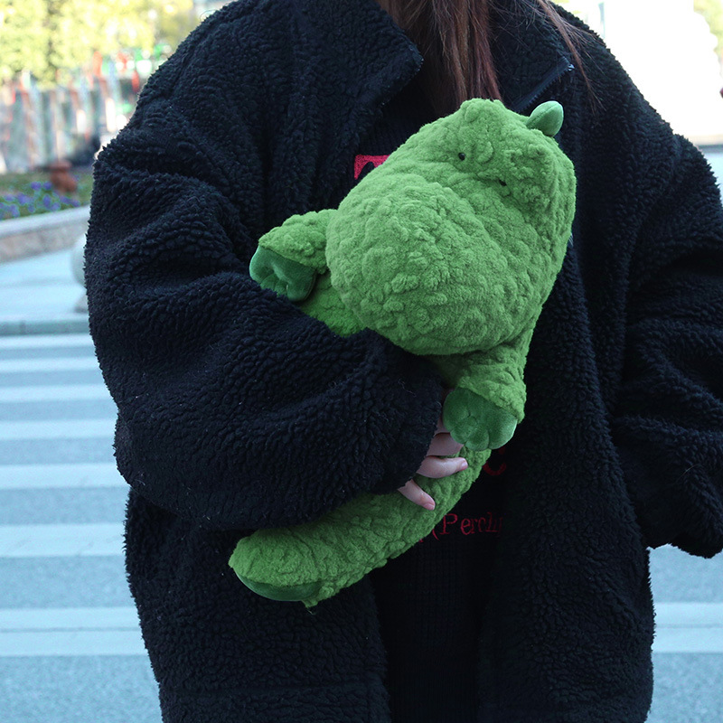 车载可爱卡通毛绒公仔玩偶车内竹炭包吸附净化空气汽车摆件装饰品