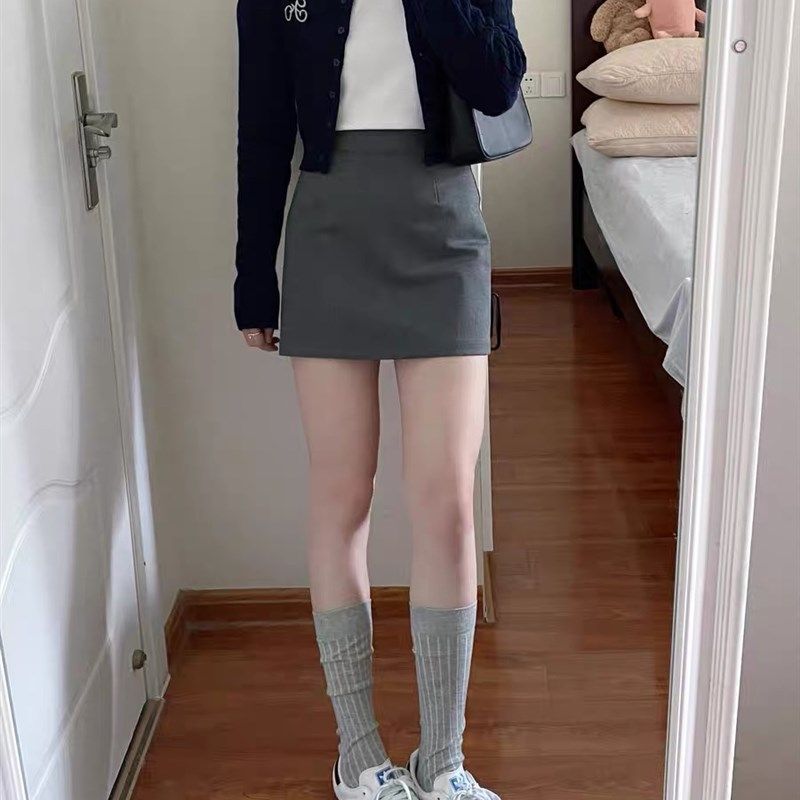 法式气质灰色高腰半身裙女春夏百搭显瘦a字裙遮胯包臀西装短裙子