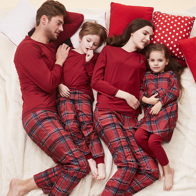 睡衣女男春秋季亲子装一家三口家居服套装纯棉本命年红色长袖情侣,女士内衣/男士内衣/家居服,睡衣/家居服套装,淘宝优惠券,粉丝福利购,淘宝优惠卷