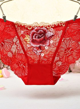 新款大码透明性感内裤女生可爱绣花镂空低腰奢华纯棉裆提臀三角裤