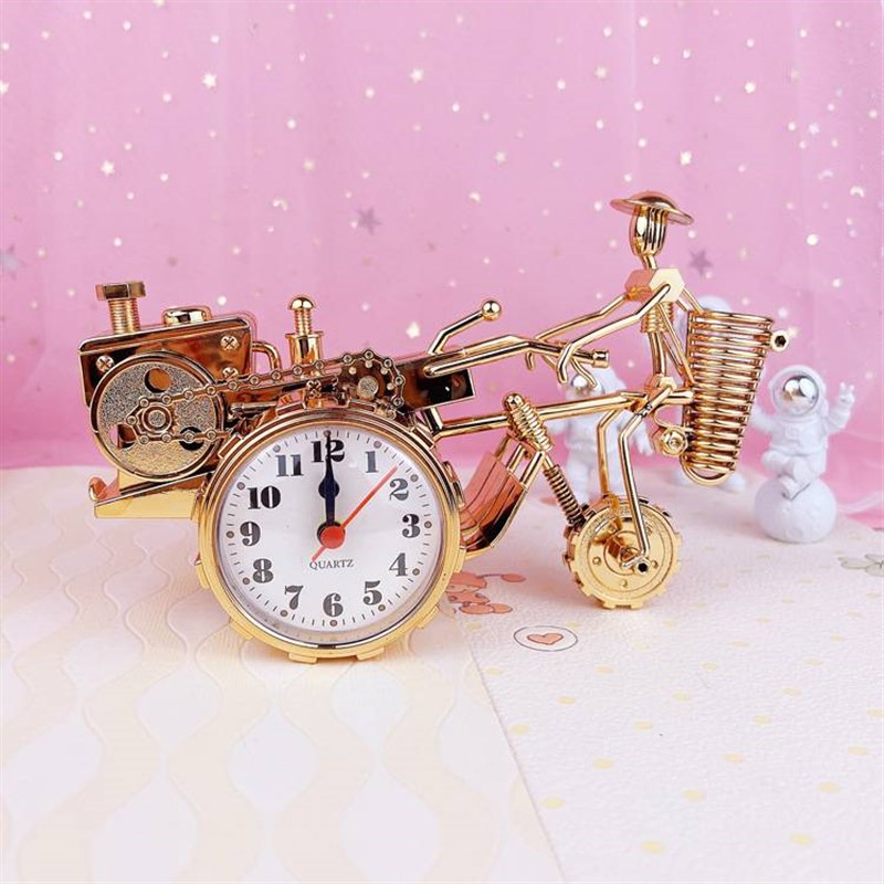 拖拉机模型闹钟笔筒创意复古闹钟钟表摆件儿童礼品闹钟