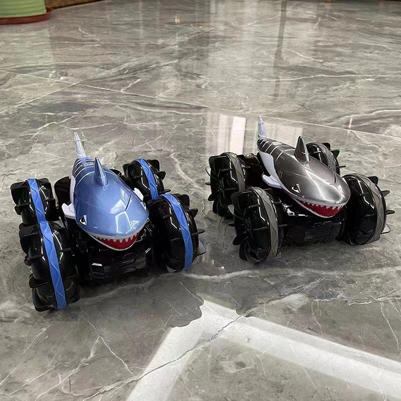 手势感应电动水陆两栖遥控四驱越野汽车男孩儿童体感特技翻滚