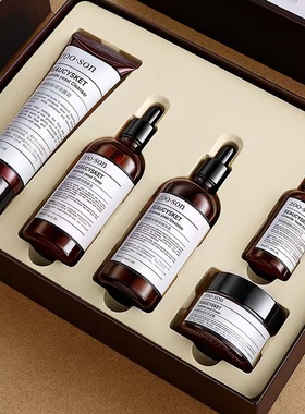 样板房衣柜衣帽间护肤品套装 卫生间梳妆台化妆品摄影道具装饰品