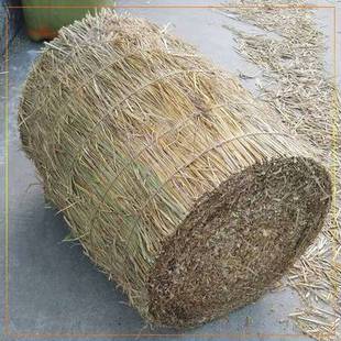 草垛凳子草垛垫草垛凳子圆形草垛干稻草草垛子麦草垛草垛道具摄影