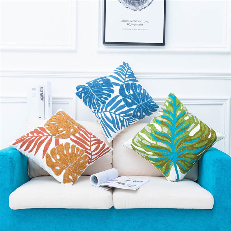 北欧精绣绣花文艺清新植物芭蕉叶抱枕 沙发装饰靠垫 居家布艺靠枕