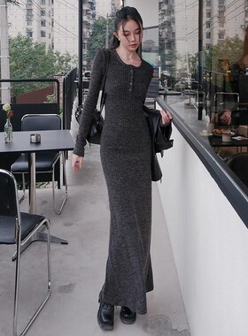 MOONA百搭麻灰色针织长袖连衣裙女秋冬气质显瘦收腰修身毛衣长裙
