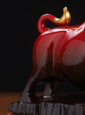 东方泥土《牛市》陶瓷创意牛摆件客厅装饰工艺品蒸蒸日上开业礼品