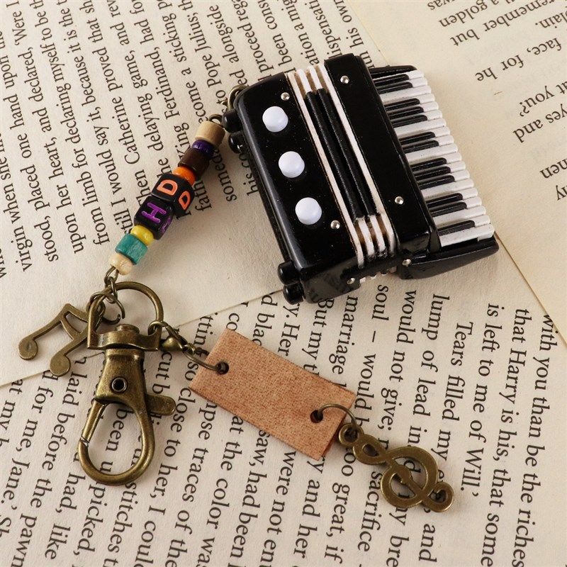 刻字话筒麦克风架子鼓电子琴手风琴钥匙扣包包挂件情侣创意礼物