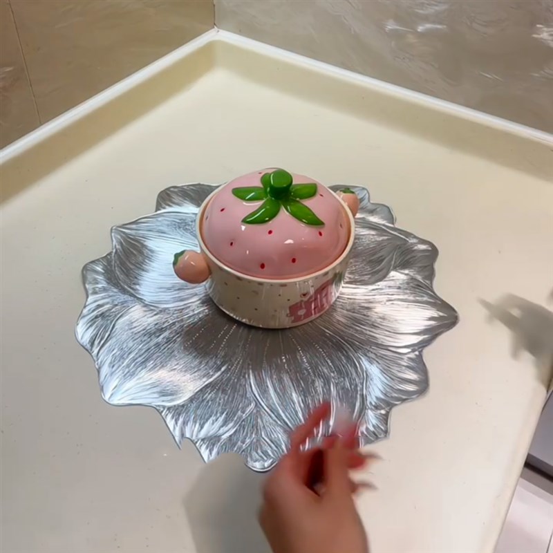 2025年新款轻奢隔热垫家用花瓶垫西餐盘垫桌垫碗垫荷花防滑餐垫