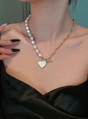 爱心珍珠项链女轻奢小众设计感金属拼接锁骨链气质高级颈链毛衣链