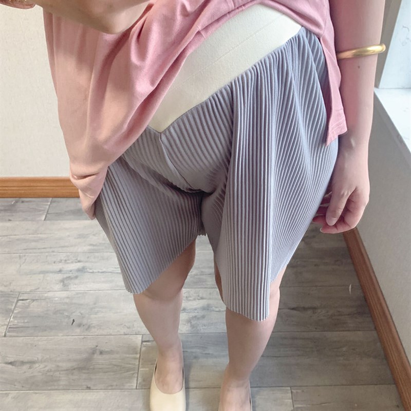 朱子妤夏季新款低腰褶皱宽松丝滑薄款休闲时尚孕妇托腹阔腿裤短裤