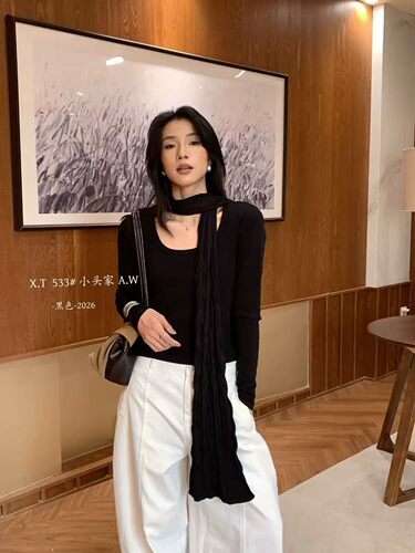 【小四专享】韩版U领长袖短款T恤百搭纯色简约打底衫显瘦上衣女