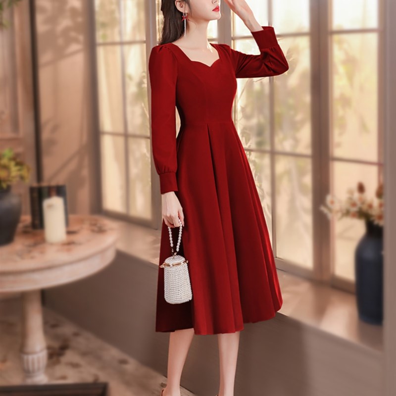 敬酒服女平时可穿酒红色订婚连衣裙新娘回门服结婚礼服小个子秋冬