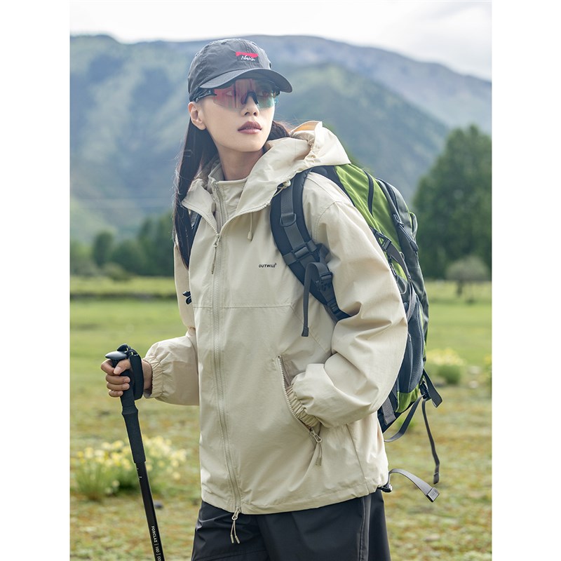 EFTC 户外情侣冲锋上衣外套男 双拉链防风防水进藏登山服夹克女