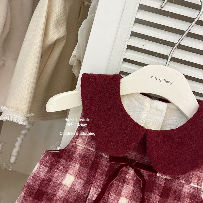 女童红色格子毛呢背心裙2024秋冬新款女孩万圣节加绒连衣裙生日裙