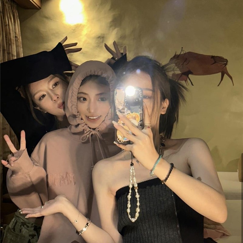 圣克罗伈手串女做旧藏银十字架黑串珠手链转运保平安手绳情侣