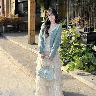 早春套装女温柔韩系风薄荷绿毛衣开衫设计感蕾丝吊带蛋糕裙两件套