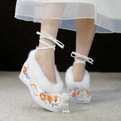 云梦集蕙心  古风鞋子女汉服鞋增高冬配马面裙的国风绣花鞋冬季加