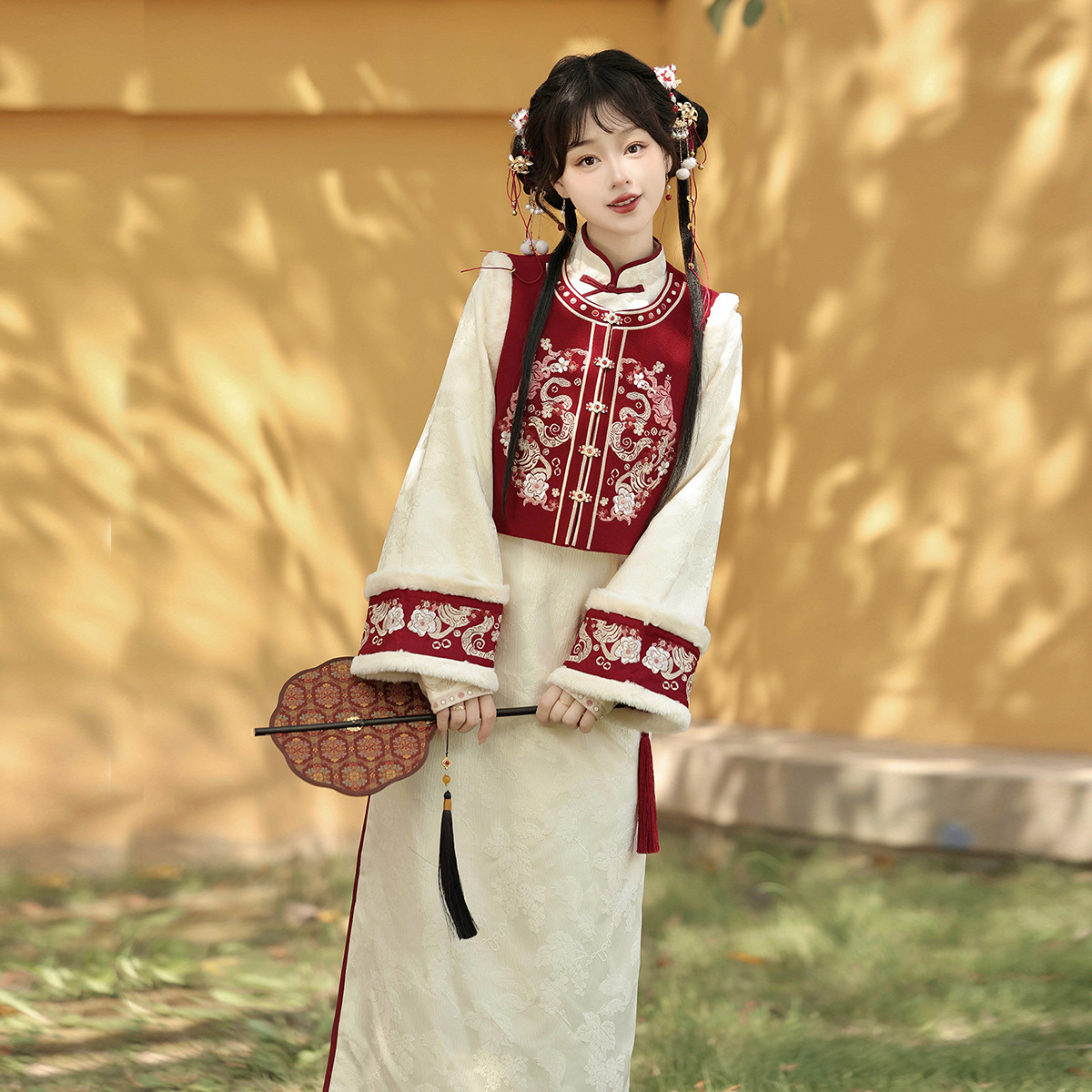 云梦集原创金蛇纳福新中式女国风日常新款马甲旗袍秋冬套装