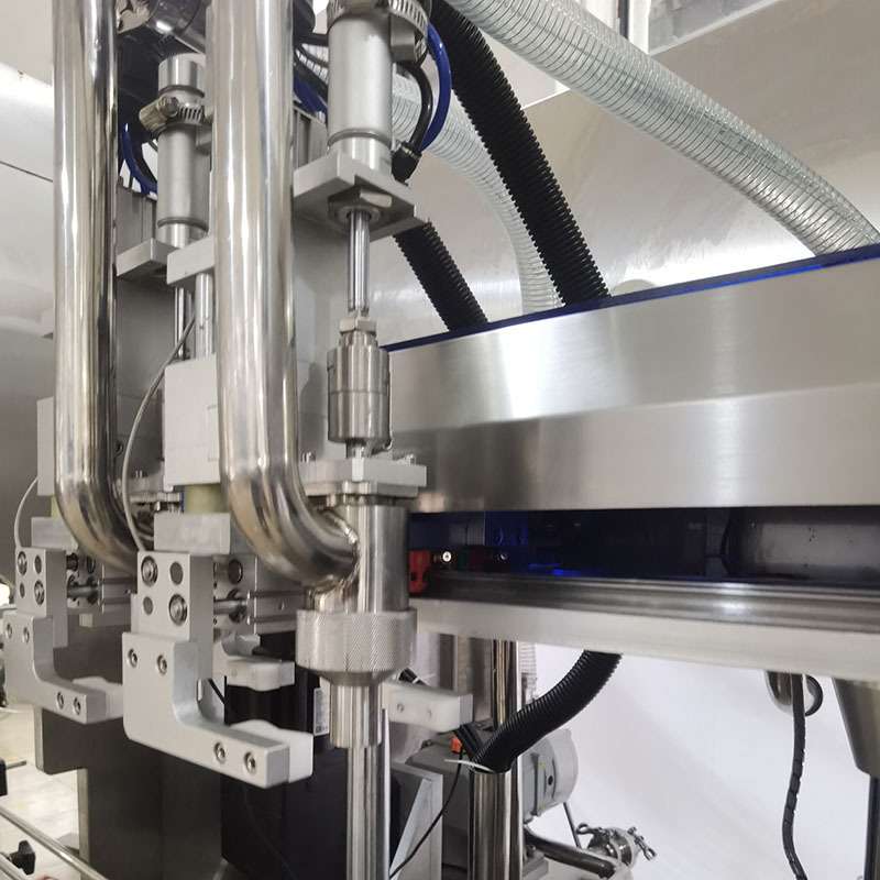腐蚀性液体全自动跟踪式灌装机玻璃水清洁剂洗洁精防冻液灌装线