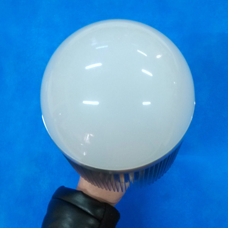 LED车铝大功率E27球泡灯36W