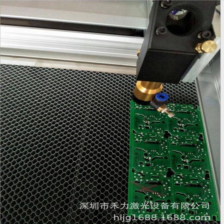 2023iPhone手机LOGO激光切割机PCB板磨面机IC芯片电子元件刻字