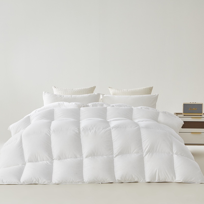 厂家直发羽丝绒被子加厚保暖酒店